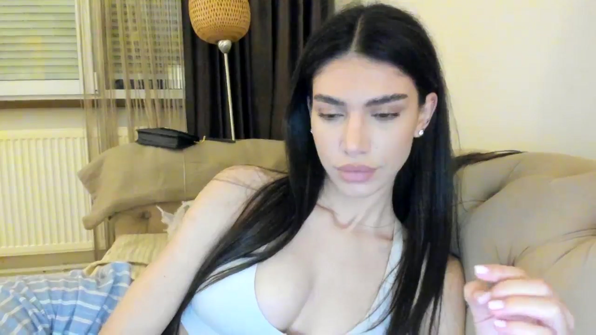 Gallery image thumbnail from SashaLopez's myfreecams stream on, 05/13/2024, 20:43 image 4 of 20