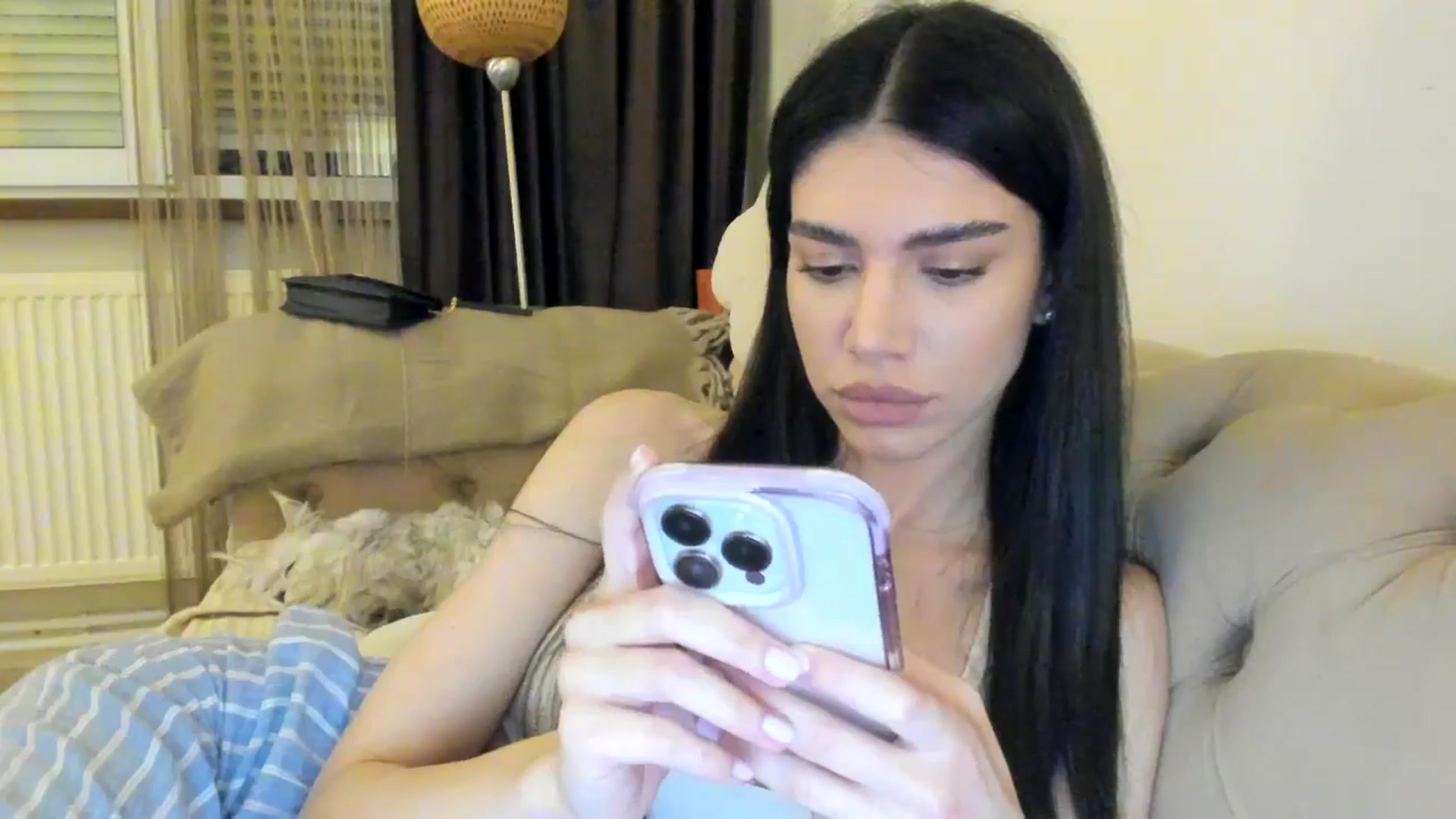 Gallery image thumbnail from SashaLopez's myfreecams stream on, 05/13/2024, 20:43 image 6 of 20