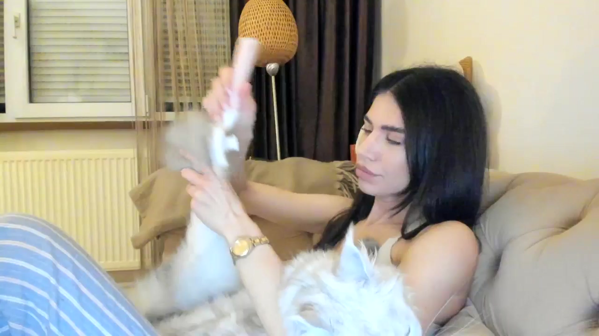 Gallery image thumbnail from SashaLopez's myfreecams stream on, 05/13/2024, 21:13 image 8 of 20