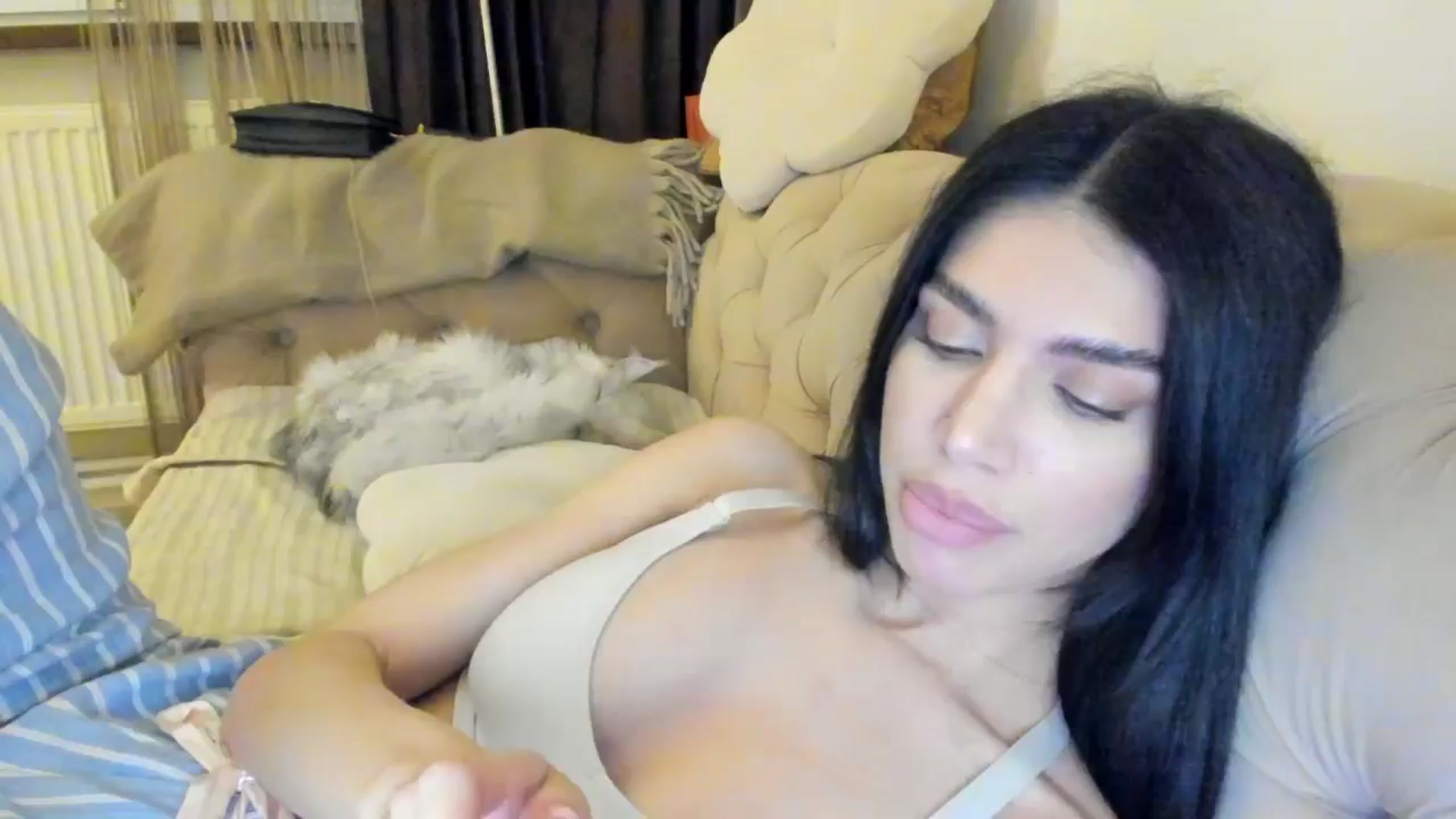 Gallery image thumbnail from SashaLopez's myfreecams stream on, 05/13/2024, 21:13 image 1 of 20