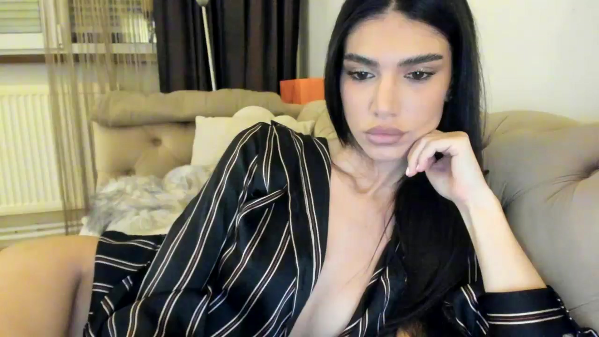 Gallery image thumbnail from SashaLopez's myfreecams stream on, 05/14/2024, 20:09 image 7 of 20