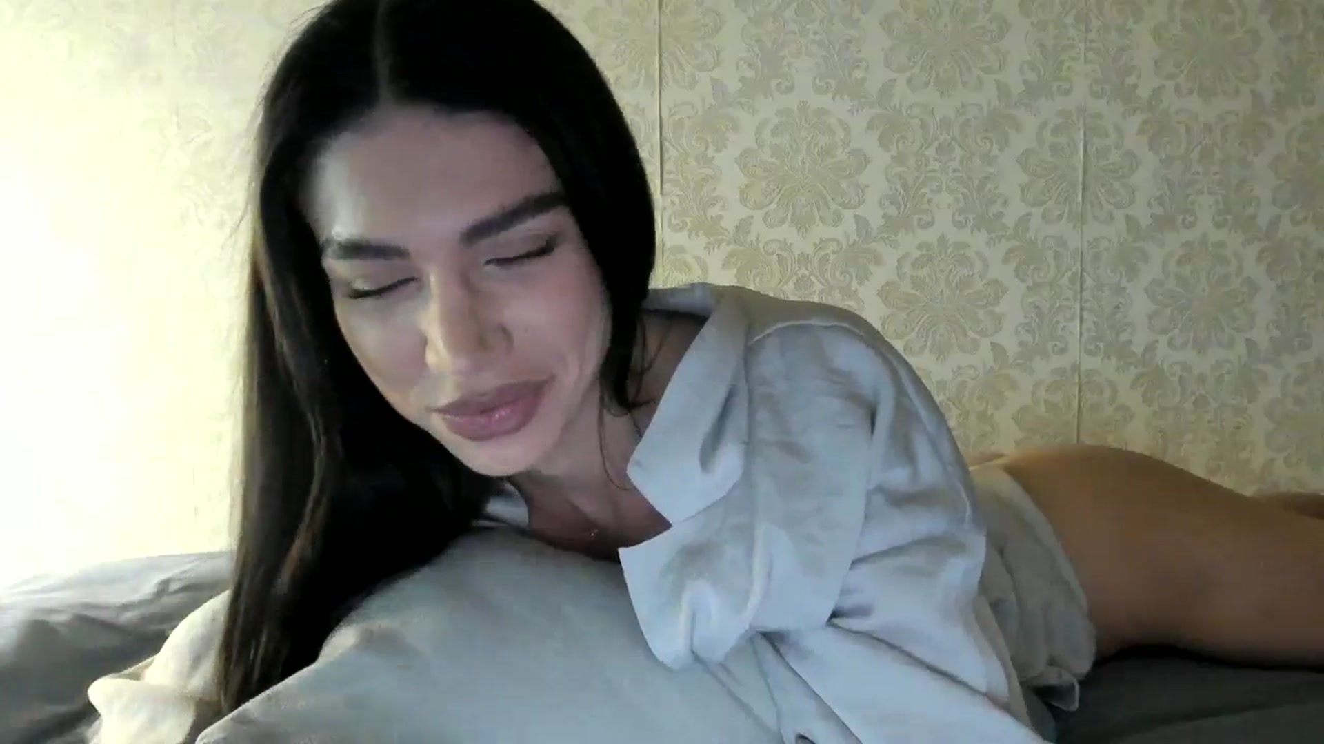 Gallery image thumbnail from SashaLopez's myfreecams stream on, 05/16/2024, 21:44 image 5 of 20