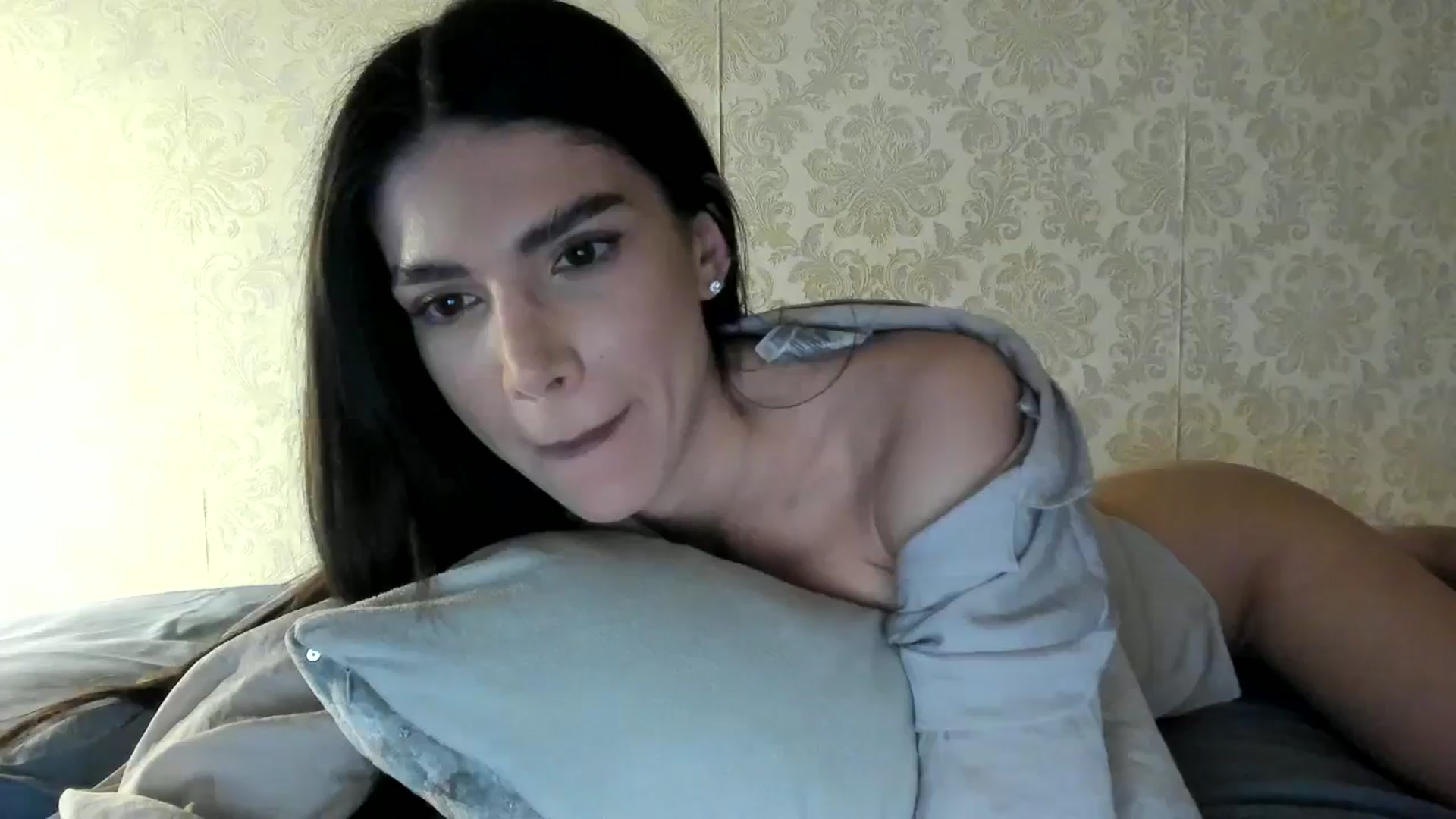 Gallery image thumbnail from SashaLopez's myfreecams stream on, 05/16/2024, 21:44 image 2 of 20