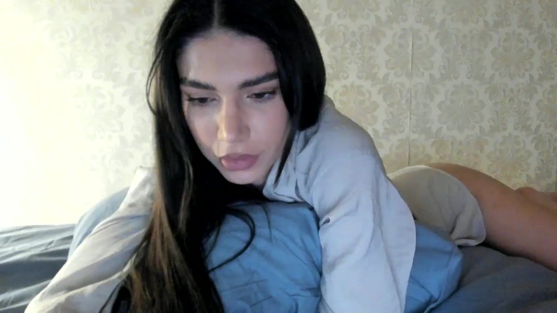Gallery image thumbnail from SashaLopez's myfreecams stream on, 05/16/2024, 22:53 image 6 of 20