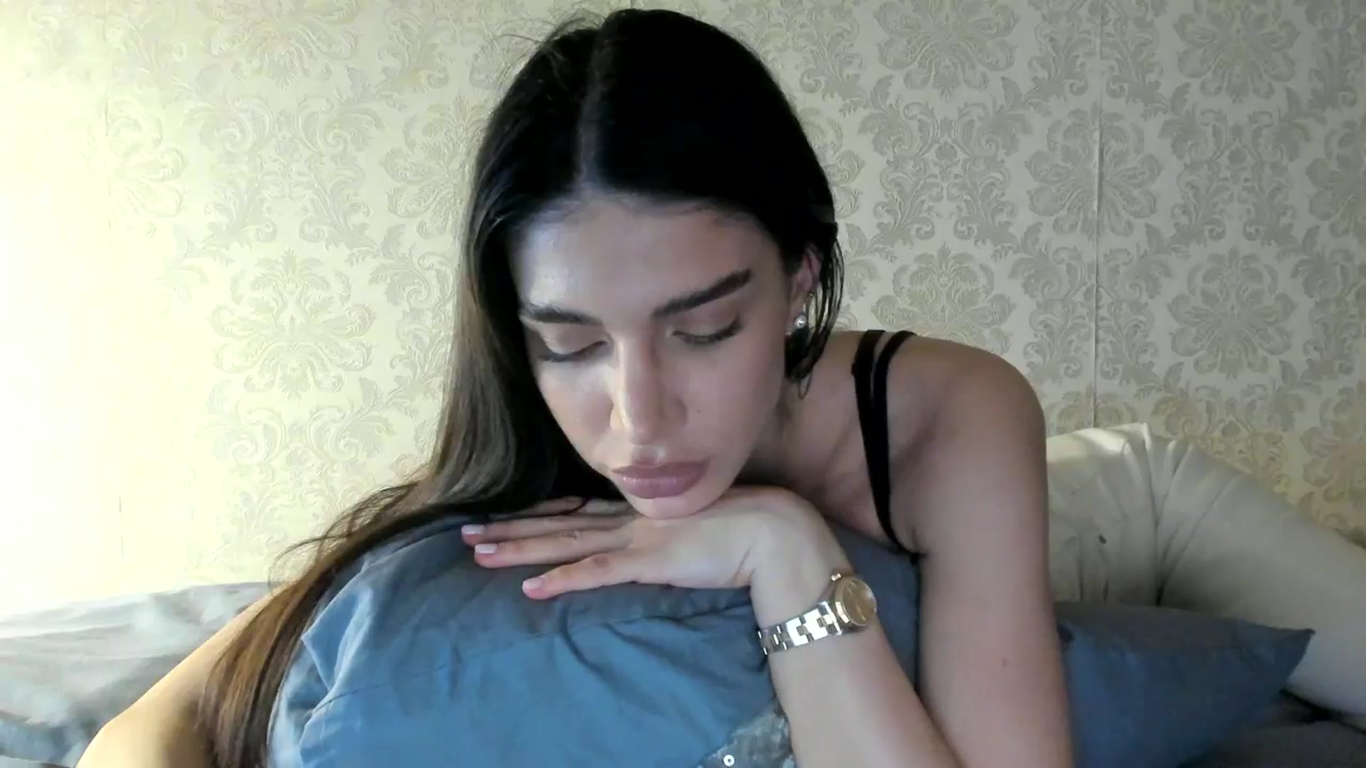 Gallery image thumbnail from SashaLopez's myfreecams stream on, 05/18/2024, 21:16 image 10 of 20
