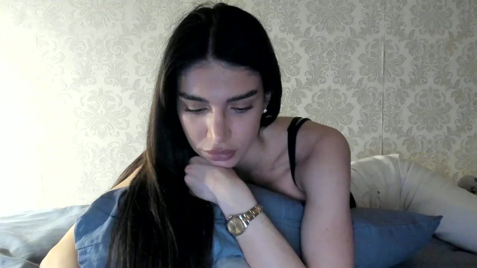 Gallery image thumbnail from SashaLopez's myfreecams stream on, 05/18/2024, 21:16 image 12 of 20