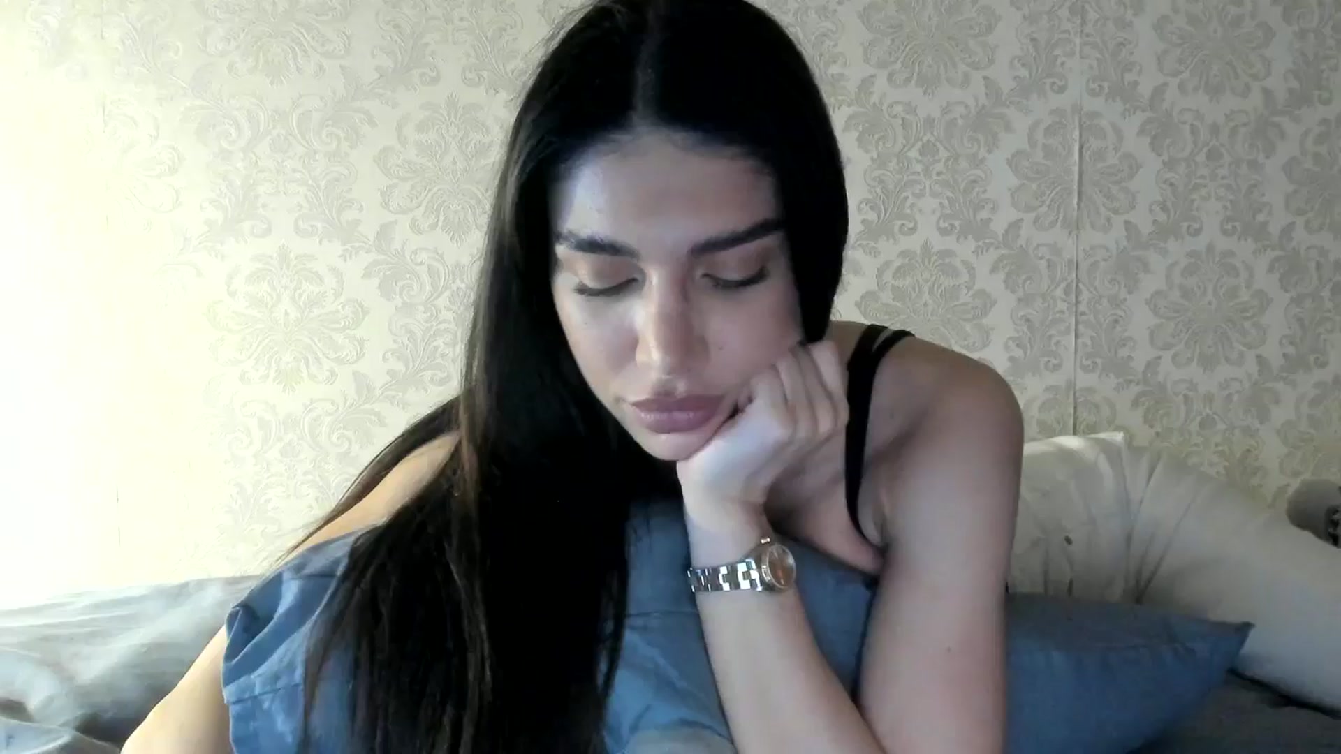 Gallery image thumbnail from SashaLopez's myfreecams stream on, 05/18/2024, 21:16 image 11 of 20