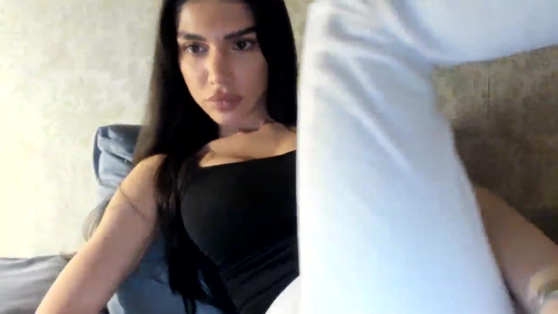 Gallery image thumbnail from SashaLopez's myfreecams stream on, 05/18/2024, 21:56 image 12 of 20