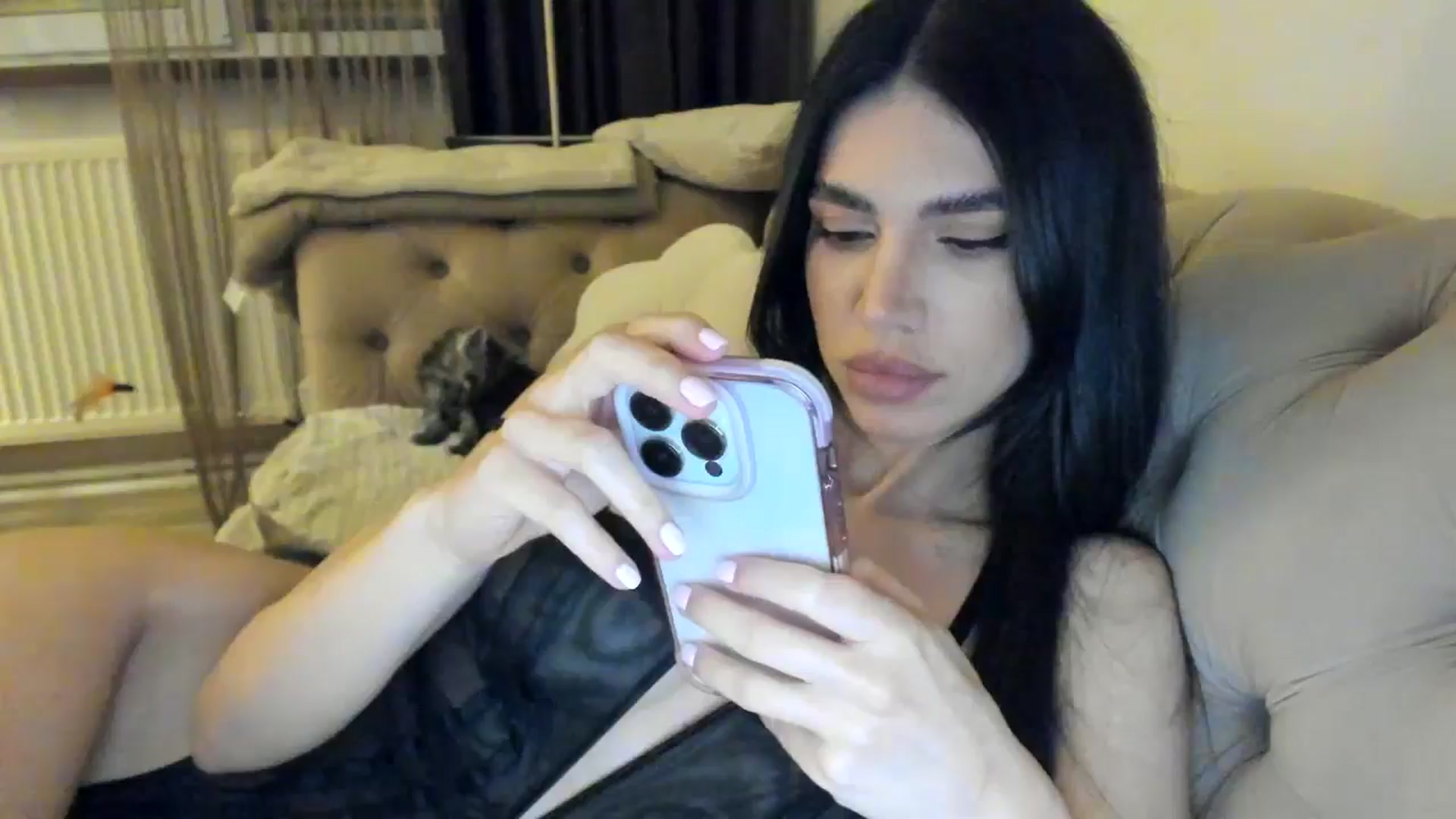 Gallery image thumbnail from SashaLopez's myfreecams stream on, 05/29/2024, 21:54 image 13 of 20