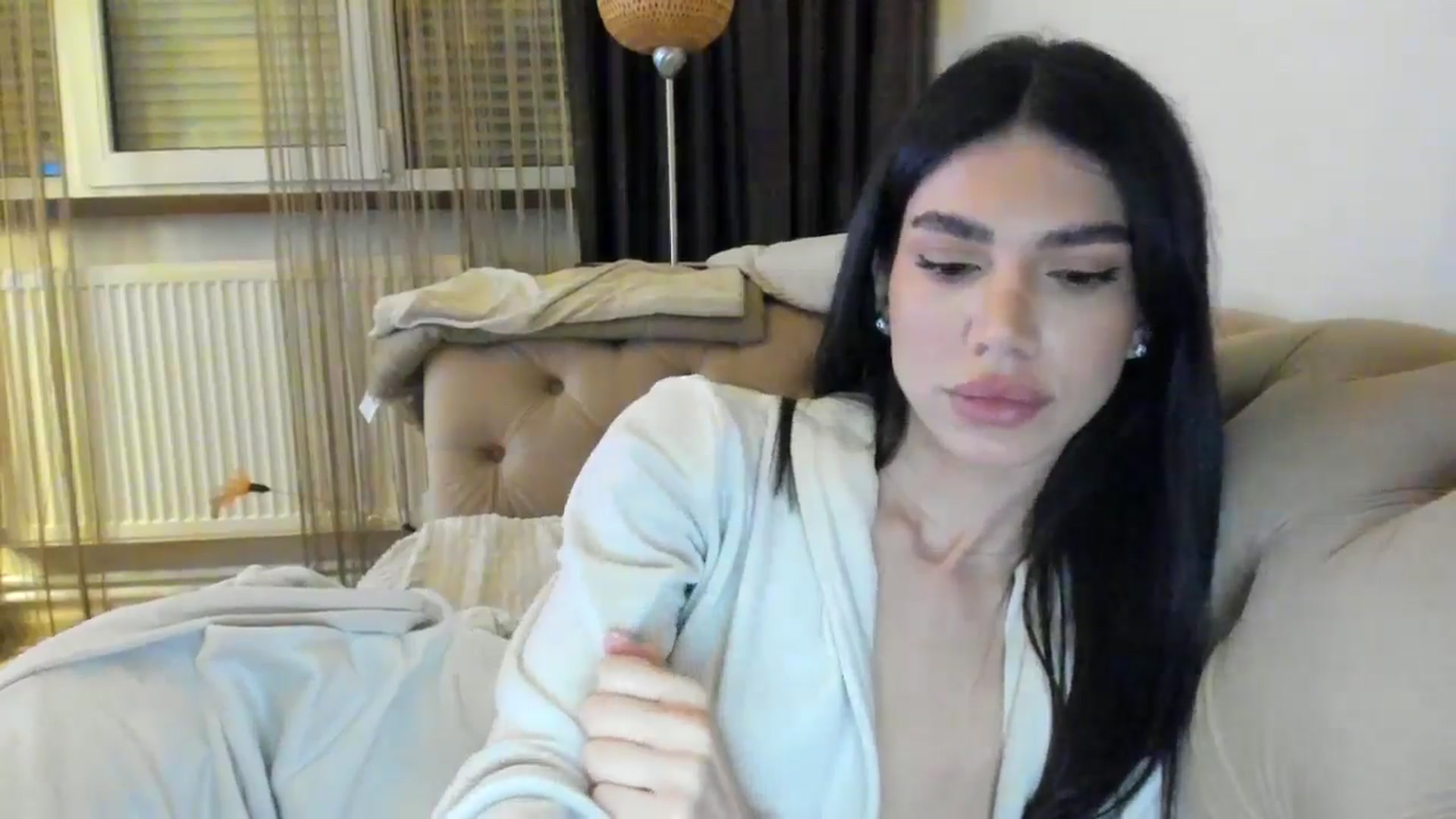 Gallery image thumbnail from SashaLopez's myfreecams stream on, 05/29/2024, 23:05 image 14 of 20