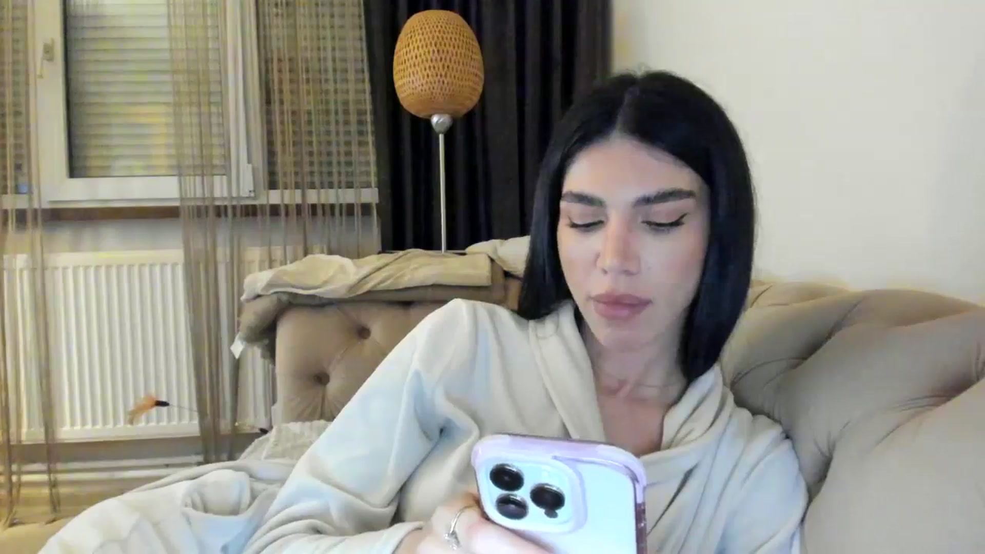 Gallery image thumbnail from SashaLopez's myfreecams stream on, 05/29/2024, 23:05 image 4 of 20
