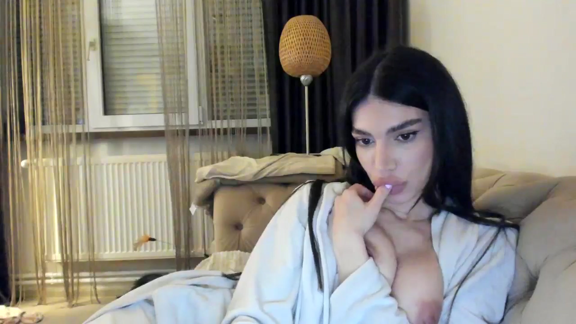 Gallery image thumbnail from SashaLopez's myfreecams stream on, 05/29/2024, 23:05 image 7 of 20