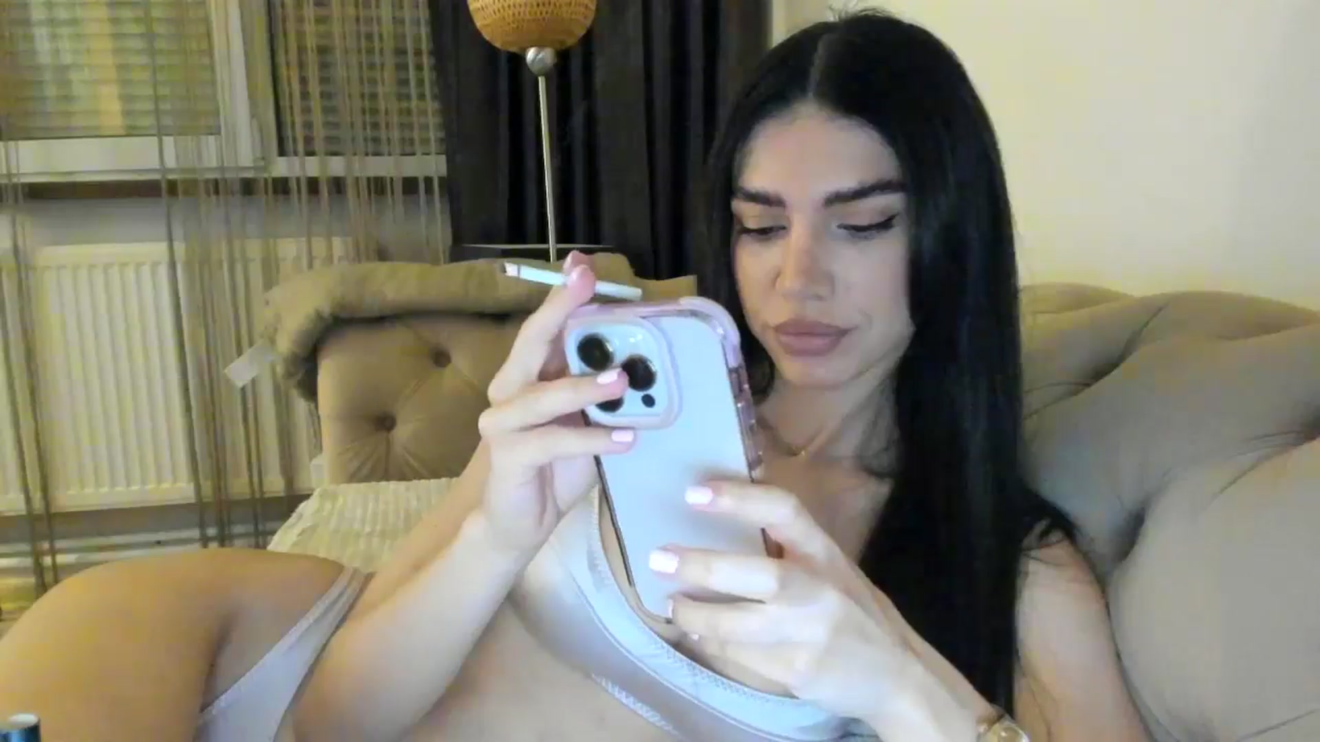 Gallery image thumbnail from SashaLopez's myfreecams stream on, 06/01/2024, 18:58 image 12 of 20