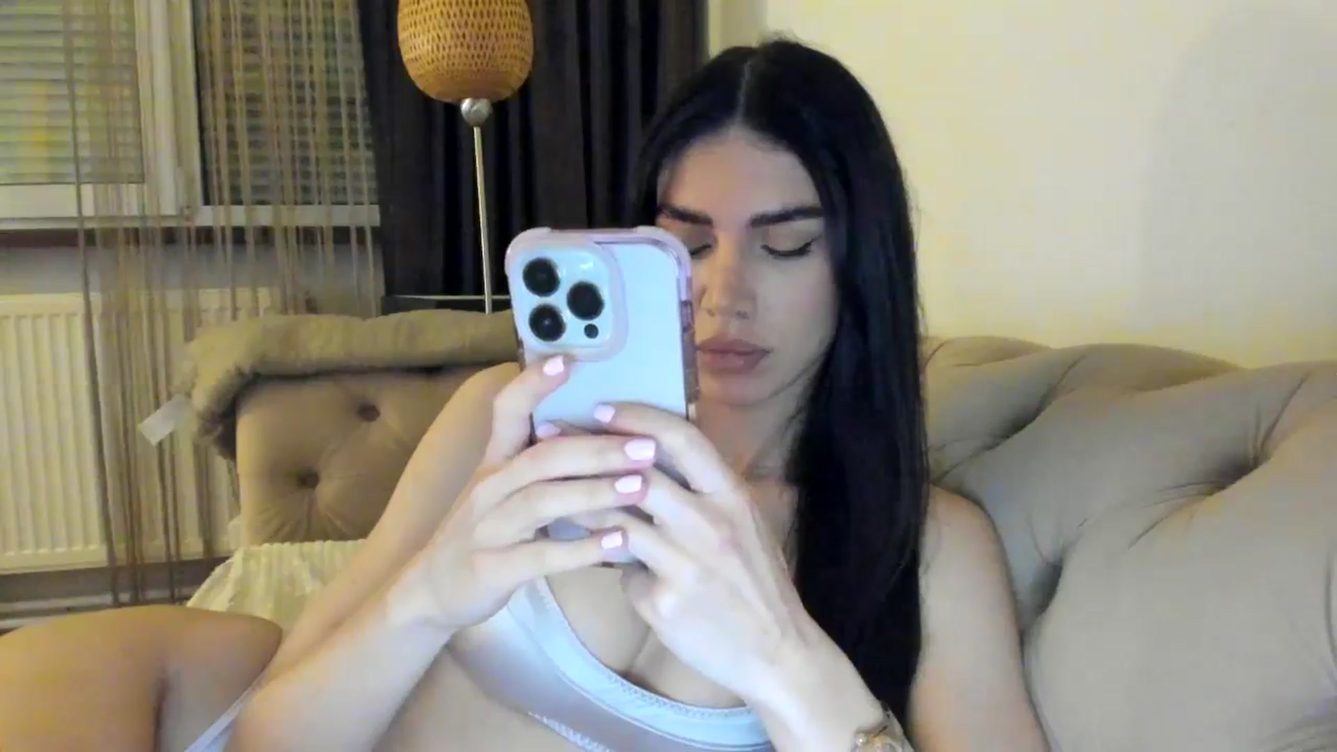 Gallery image thumbnail from SashaLopez's myfreecams stream on, 06/02/2024, 24:24 image 3 of 20