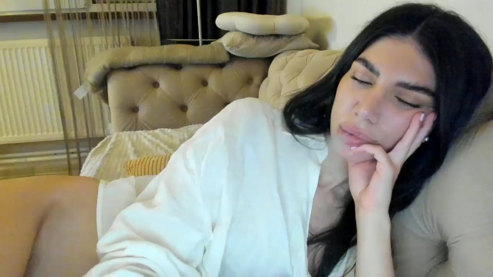 Gallery image thumbnail from SashaLopez's myfreecams stream on, 06/02/2024, 22:13 image 20 of 20