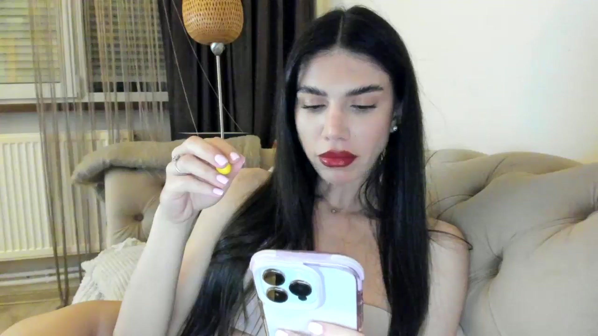 Gallery image thumbnail from SashaLopez's myfreecams stream on, 06/05/2024, 22:08 image 11 of 20