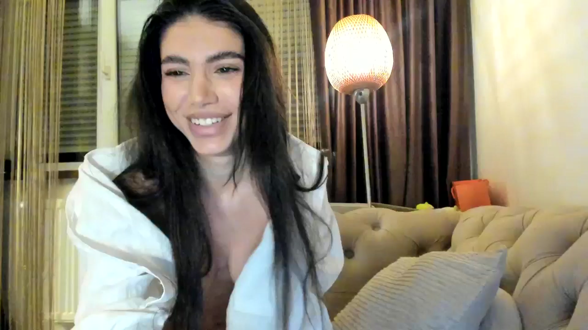 Gallery image thumbnail from SashaLopez's myfreecams stream on, 07/04/2024, 20:28 image 16 of 20