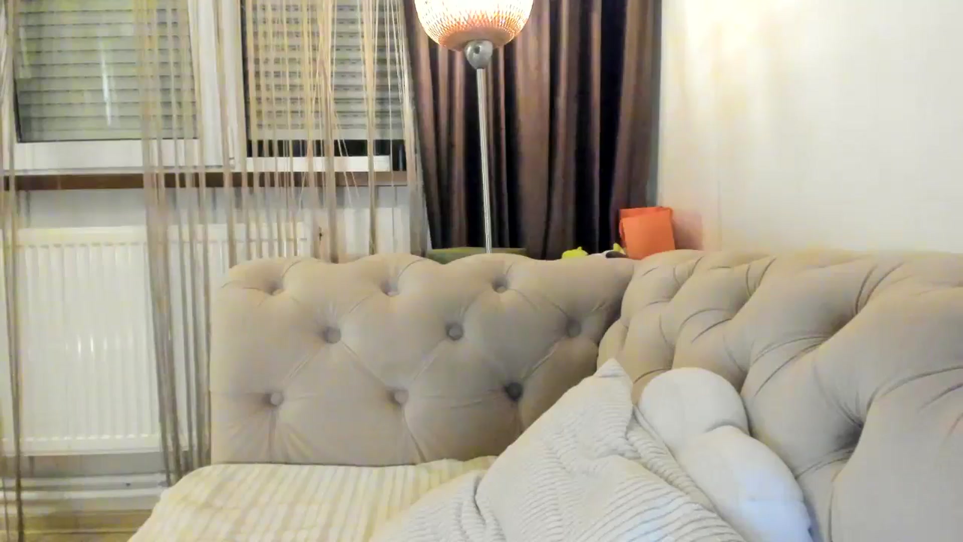 Gallery image thumbnail from SashaLopez's myfreecams stream on, 07/06/2024, 22:18 image 2 of 20
