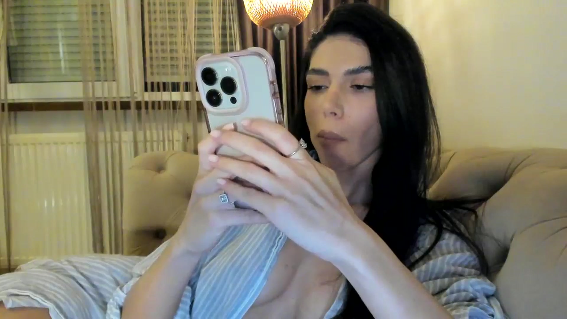 Gallery image thumbnail from SashaLopez's myfreecams stream on, 07/06/2024, 22:18 image 4 of 20