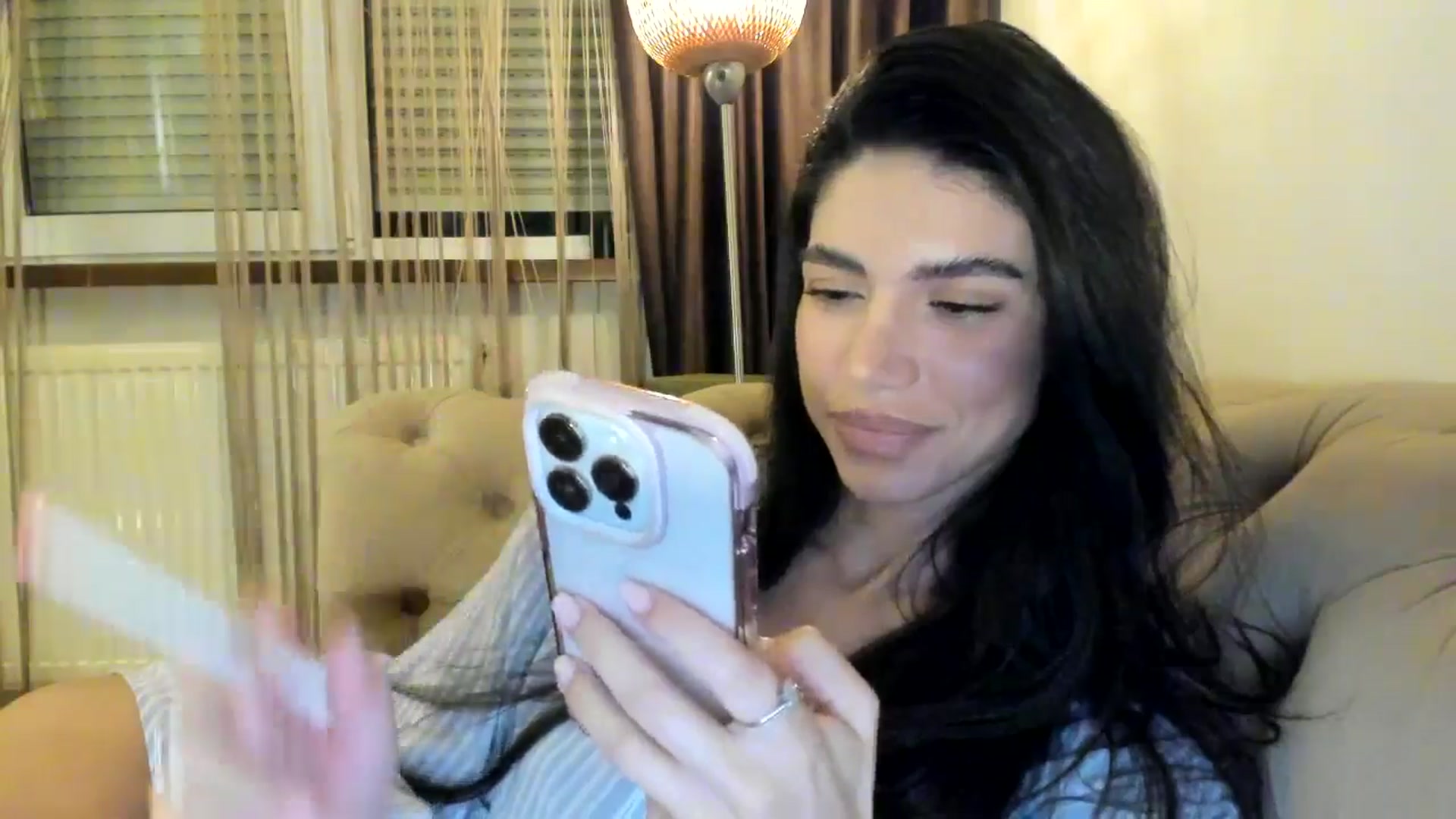 Gallery image thumbnail from SashaLopez's myfreecams stream on, 07/06/2024, 22:18 image 12 of 20