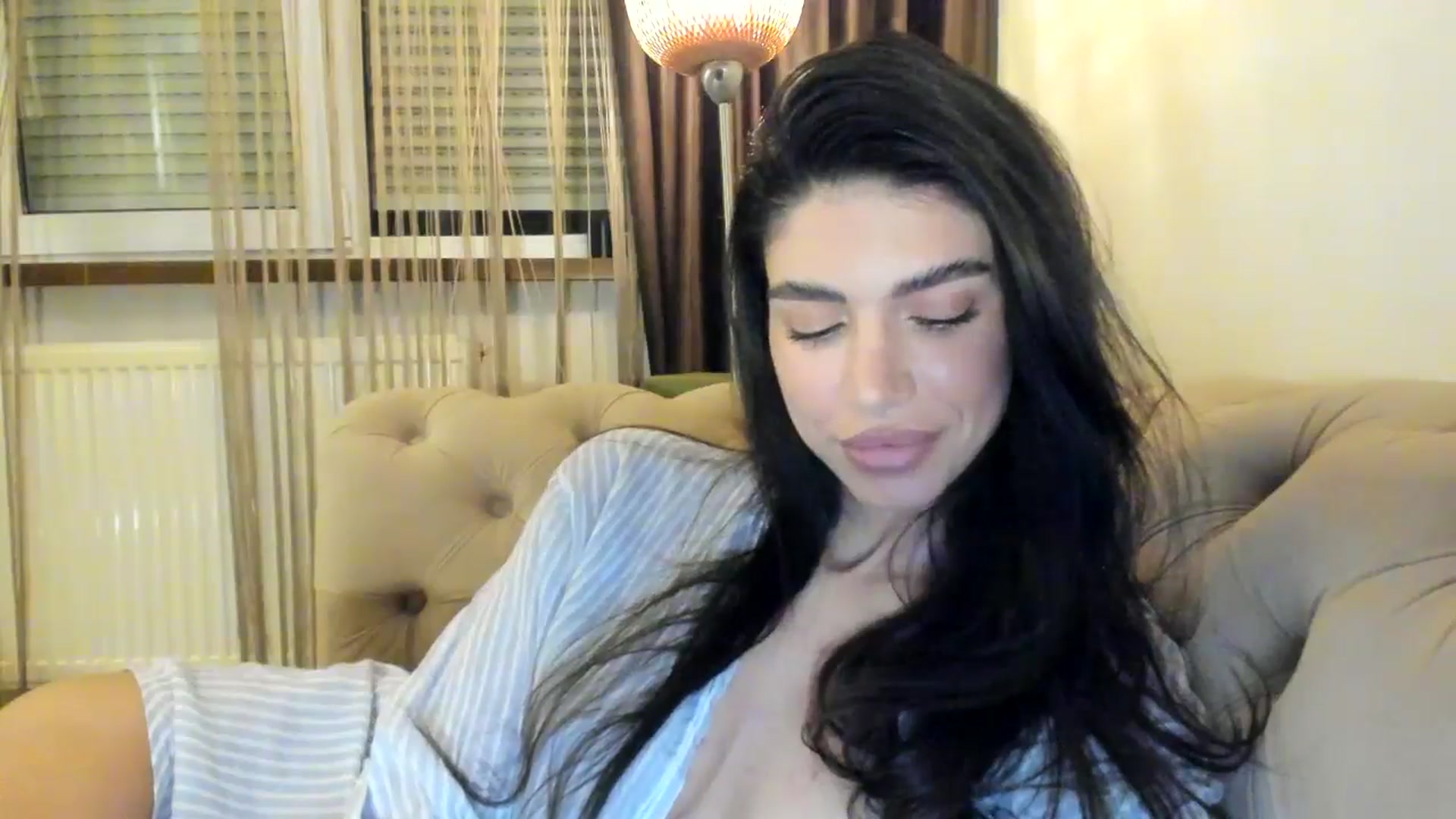 Gallery image thumbnail from SashaLopez's myfreecams stream on, 07/06/2024, 22:18 image 14 of 20