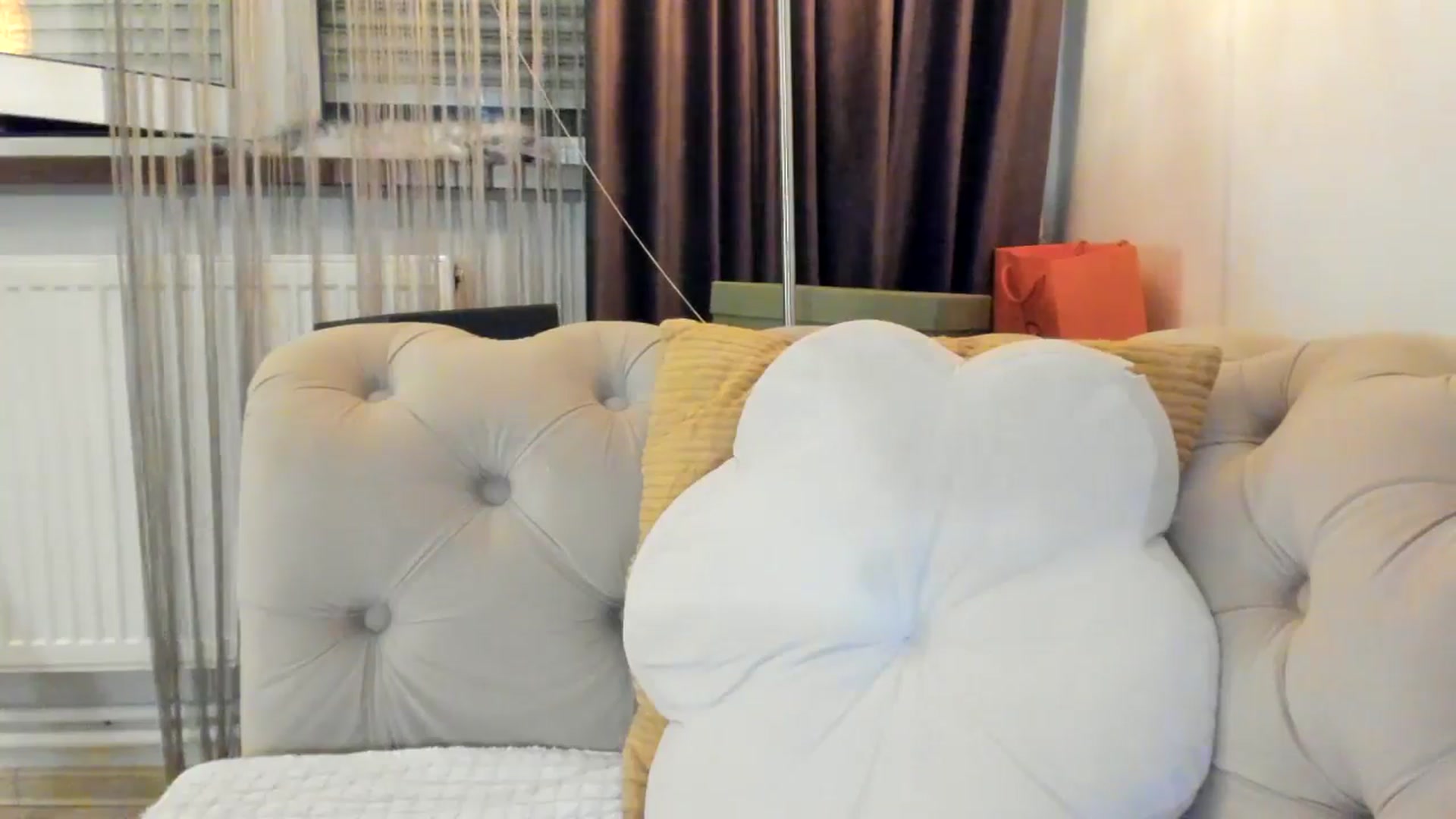 Gallery image thumbnail from SashaLopez's myfreecams stream on, 07/17/2024, 21:45 image 12 of 20
