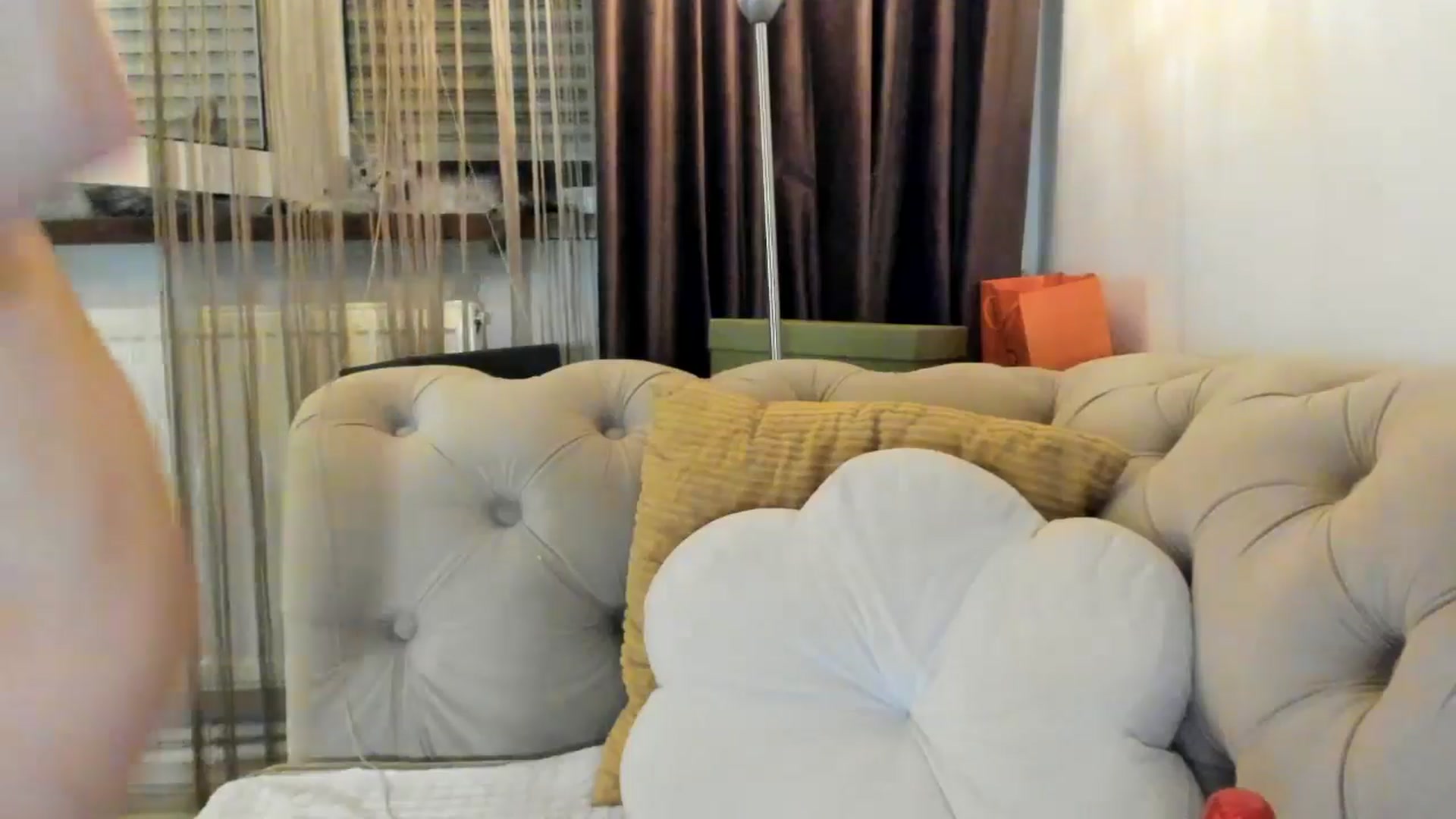 Gallery image thumbnail from SashaLopez's myfreecams stream on, 07/17/2024, 23:35 image 6 of 20