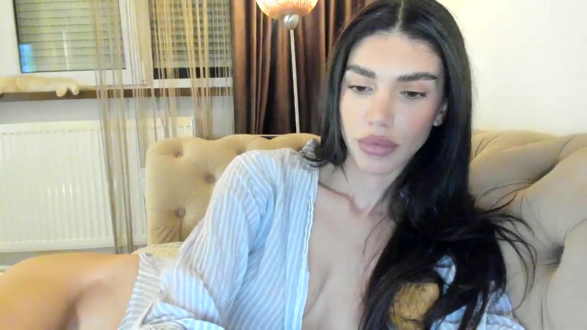 Gallery image thumbnail from SashaLopez's myfreecams stream on, 07/20/2024, 23:04 image 3 of 20