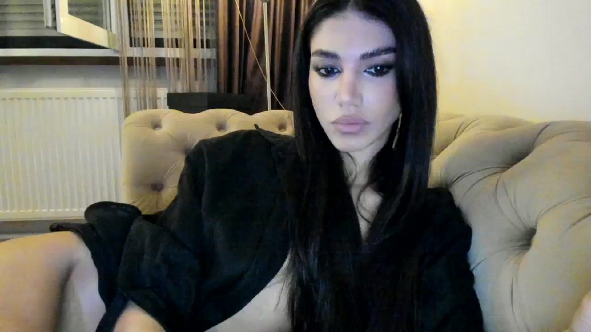 Gallery image thumbnail from SashaLopez's myfreecams stream on, 07/26/2024, 23:21 image 1 of 20