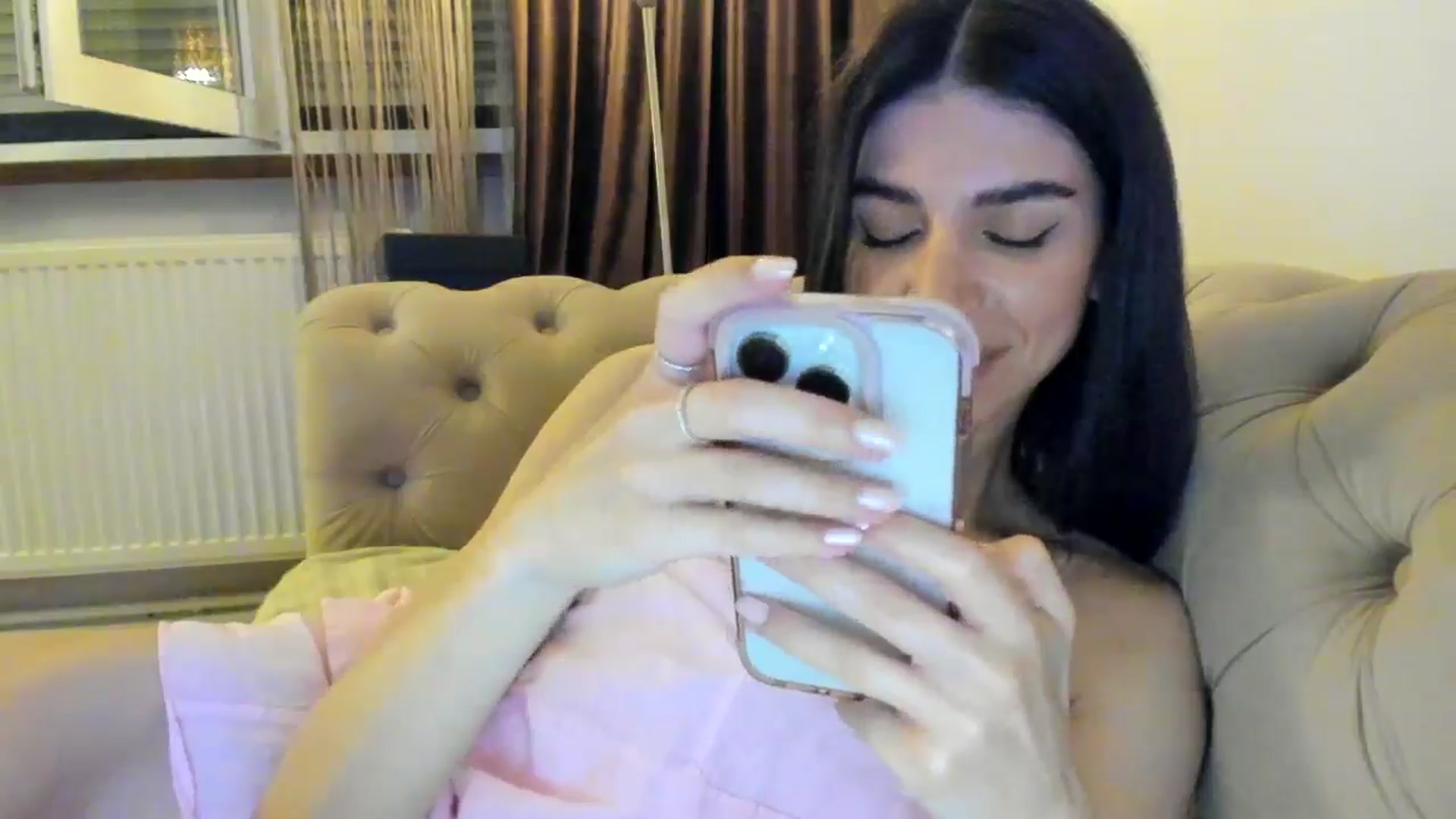 Gallery image thumbnail from SashaLopez's myfreecams stream on, 07/27/2024, 23:17 image 13 of 20