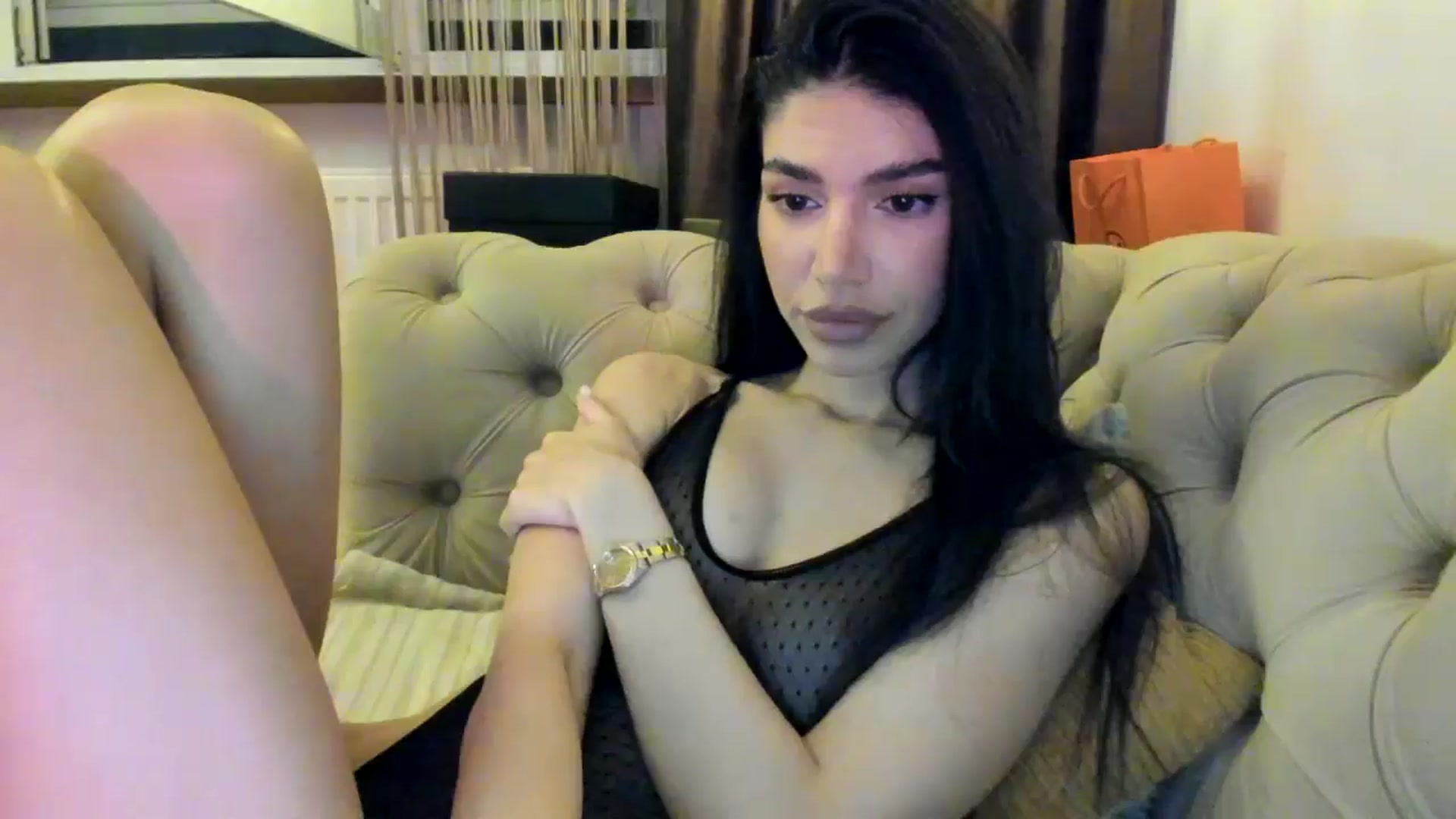 Gallery image thumbnail from SashaLopez's myfreecams stream on, 08/01/2024, 20:17 image 6 of 20
