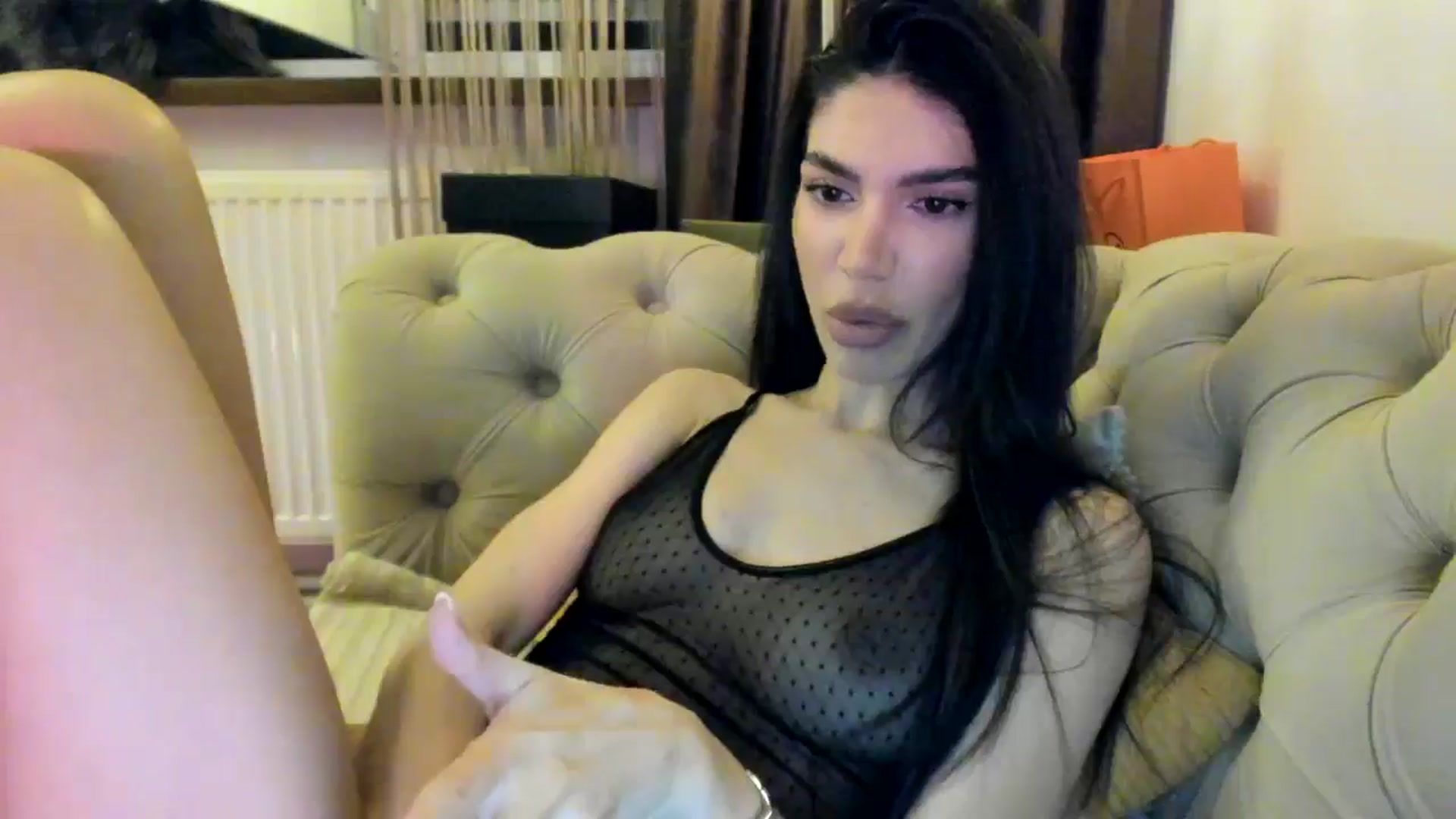 Gallery image thumbnail from SashaLopez's myfreecams stream on, 08/01/2024, 20:17 image 7 of 20