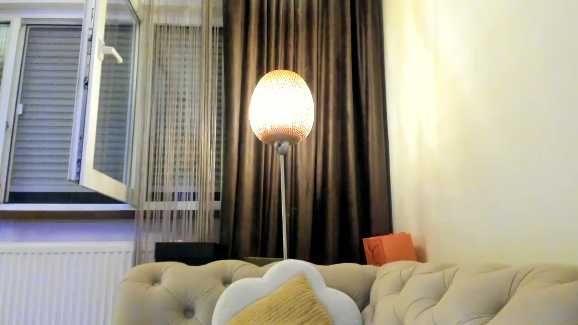 Gallery image thumbnail from SashaLopez's myfreecams stream on, 08/03/2024, 24:06 image 18 of 20