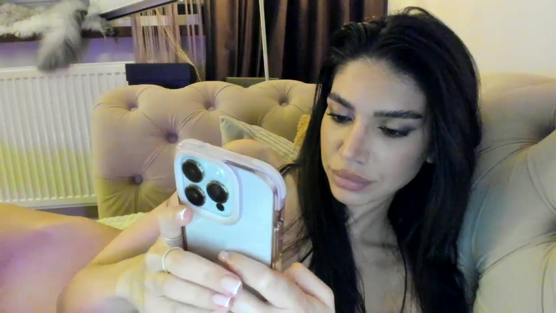 Gallery image thumbnail from SashaLopez's myfreecams stream on, 08/08/2024, 21:25 image 5 of 20