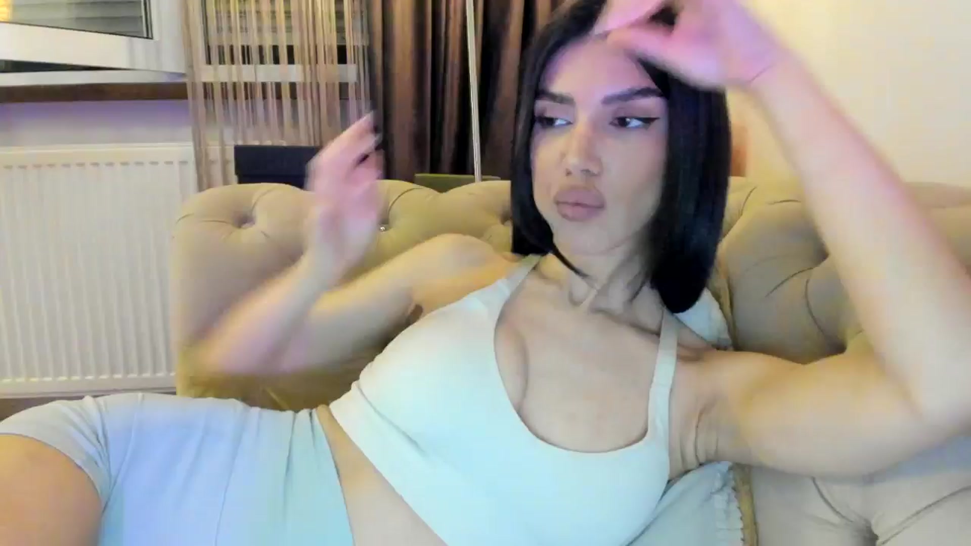 Gallery image thumbnail from SashaLopez's myfreecams stream on, 08/11/2024, 24:05 image 1 of 20