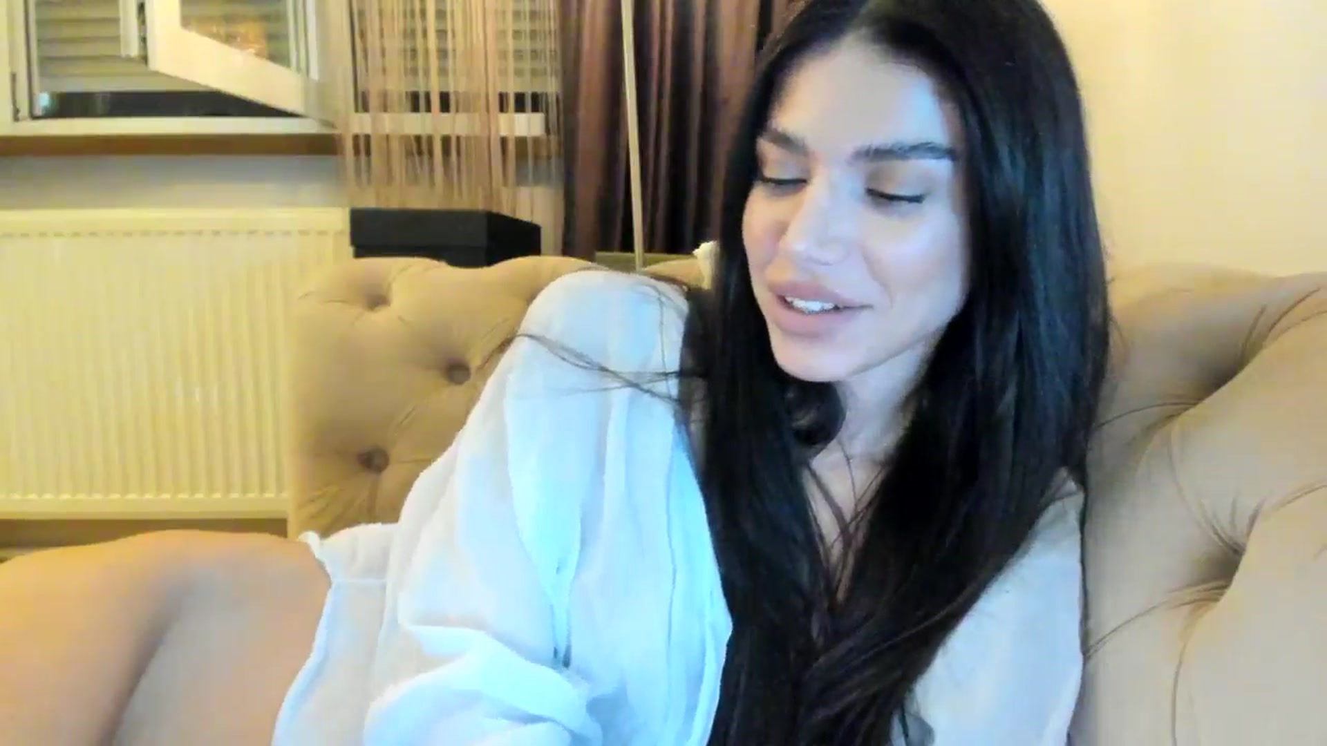 Gallery image thumbnail from SashaLopez's myfreecams stream on, 08/25/2024, 23:12 image 13 of 20