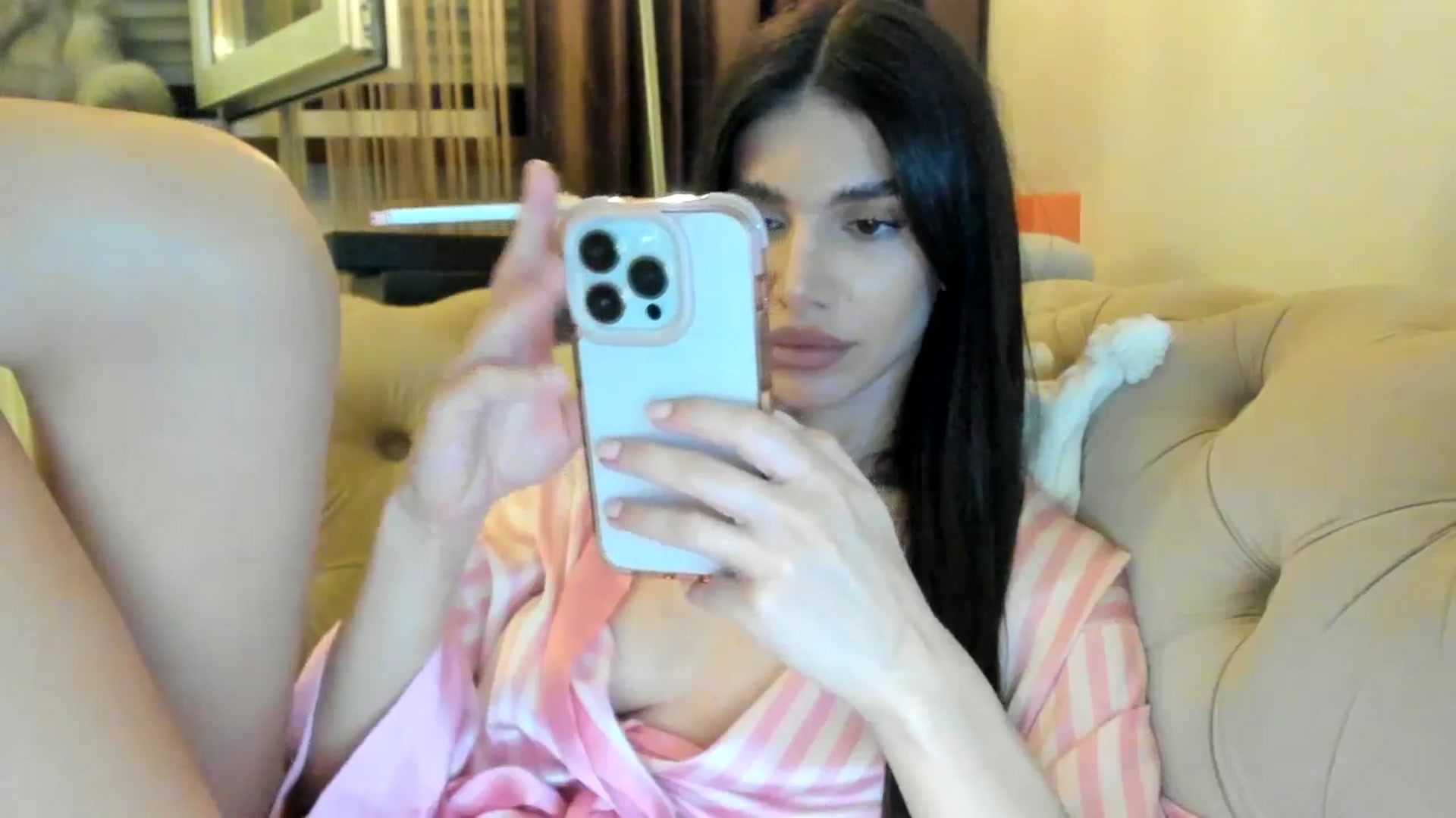 Gallery image thumbnail from SashaLopez's myfreecams stream on, 09/01/2024, 20:21 image 2 of 20