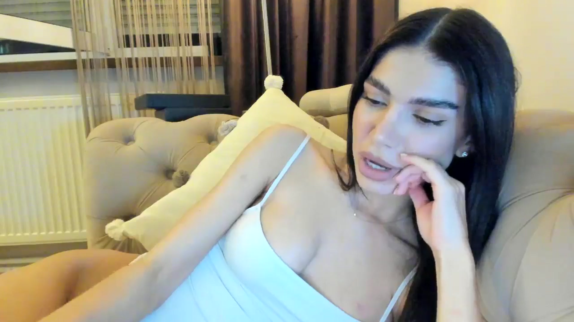 Gallery image thumbnail from SashaLopez's myfreecams stream on, 09/04/2024, 20:31 image 8 of 20