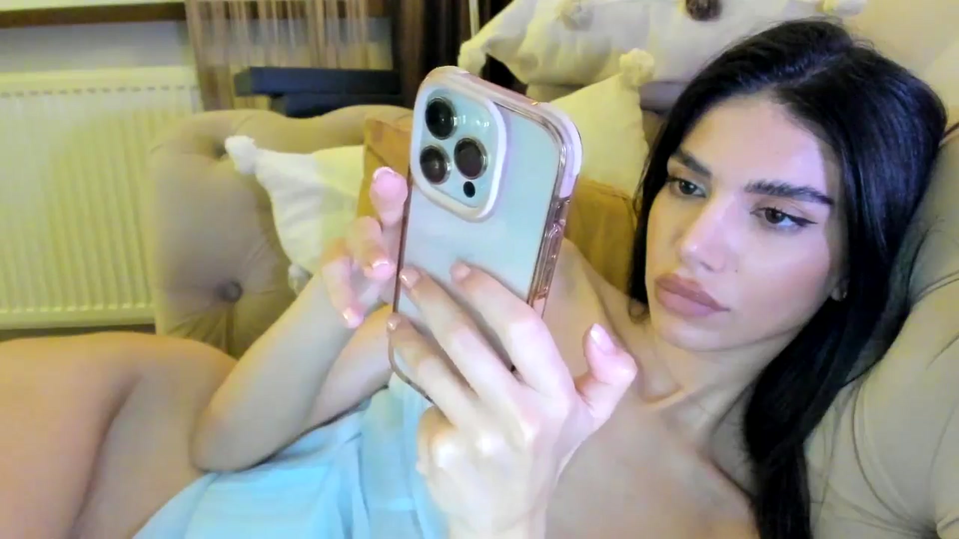 Gallery image thumbnail from SashaLopez's myfreecams stream on, 09/06/2024, 23:38 image 19 of 20