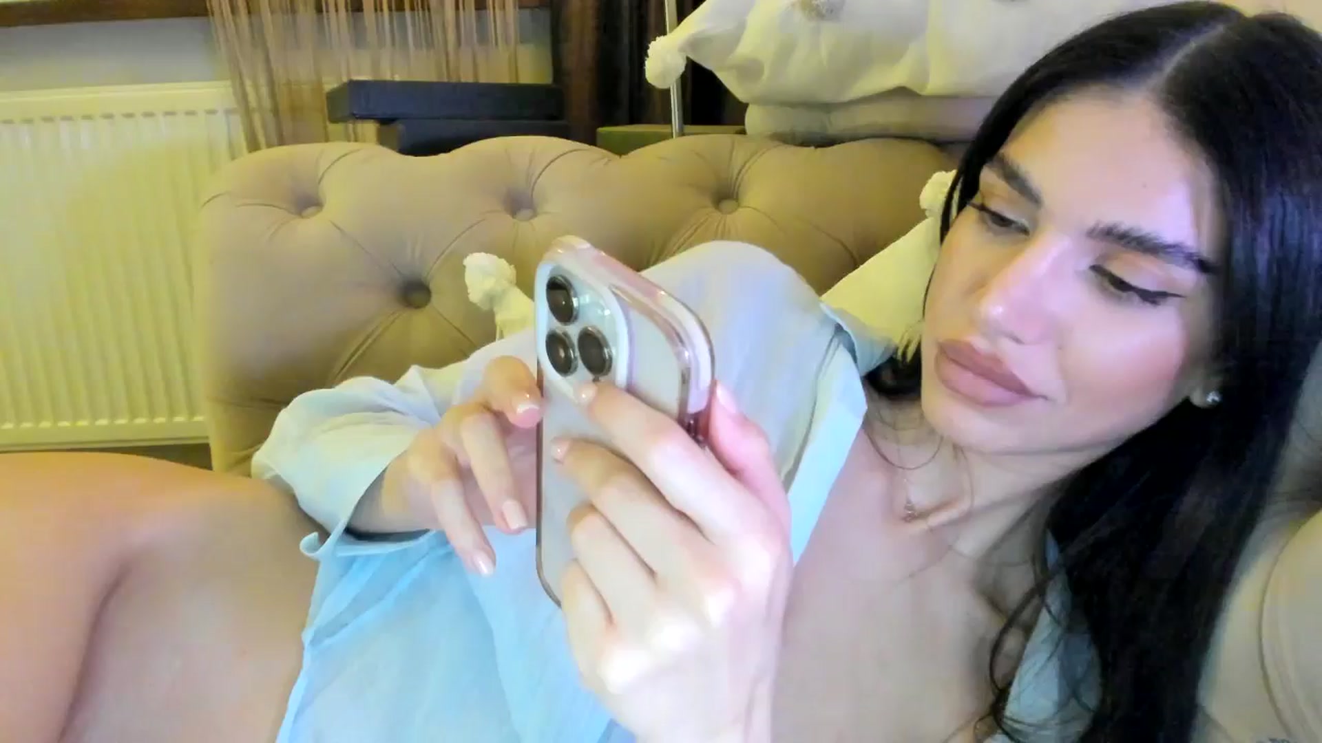 Gallery image thumbnail from SashaLopez's myfreecams stream on, 09/06/2024, 23:38 image 6 of 20