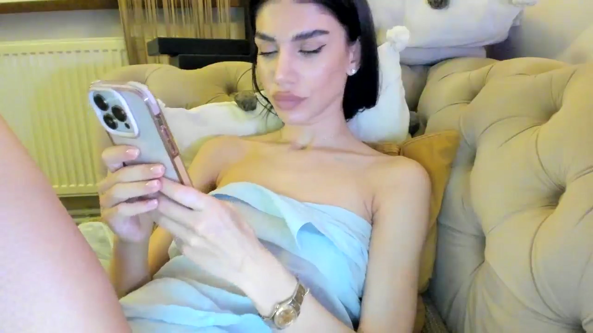 Gallery image thumbnail from SashaLopez's myfreecams stream on, 09/06/2024, 23:38 image 20 of 20