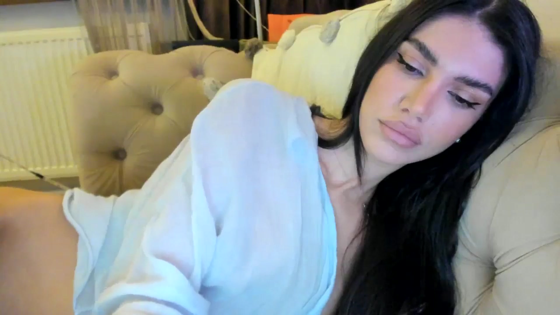 Gallery image thumbnail from SashaLopez's myfreecams stream on, 09/13/2024, 22:54 image 2 of 20