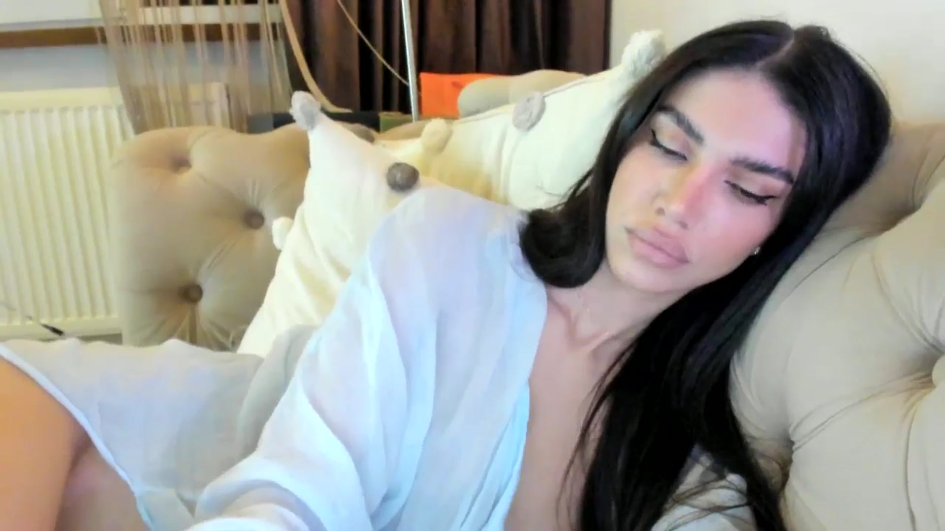Gallery image thumbnail from SashaLopez's myfreecams stream on, 09/13/2024, 22:54 image 8 of 20