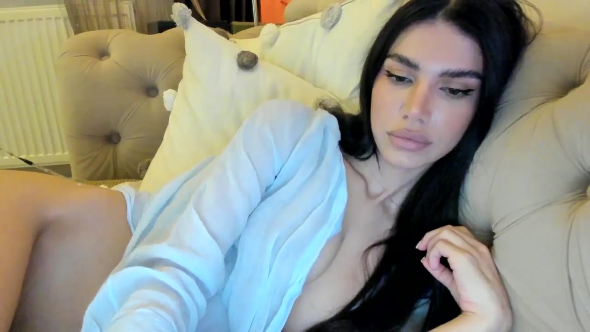 Gallery image thumbnail from SashaLopez's myfreecams stream on, 09/13/2024, 22:54 image 9 of 20