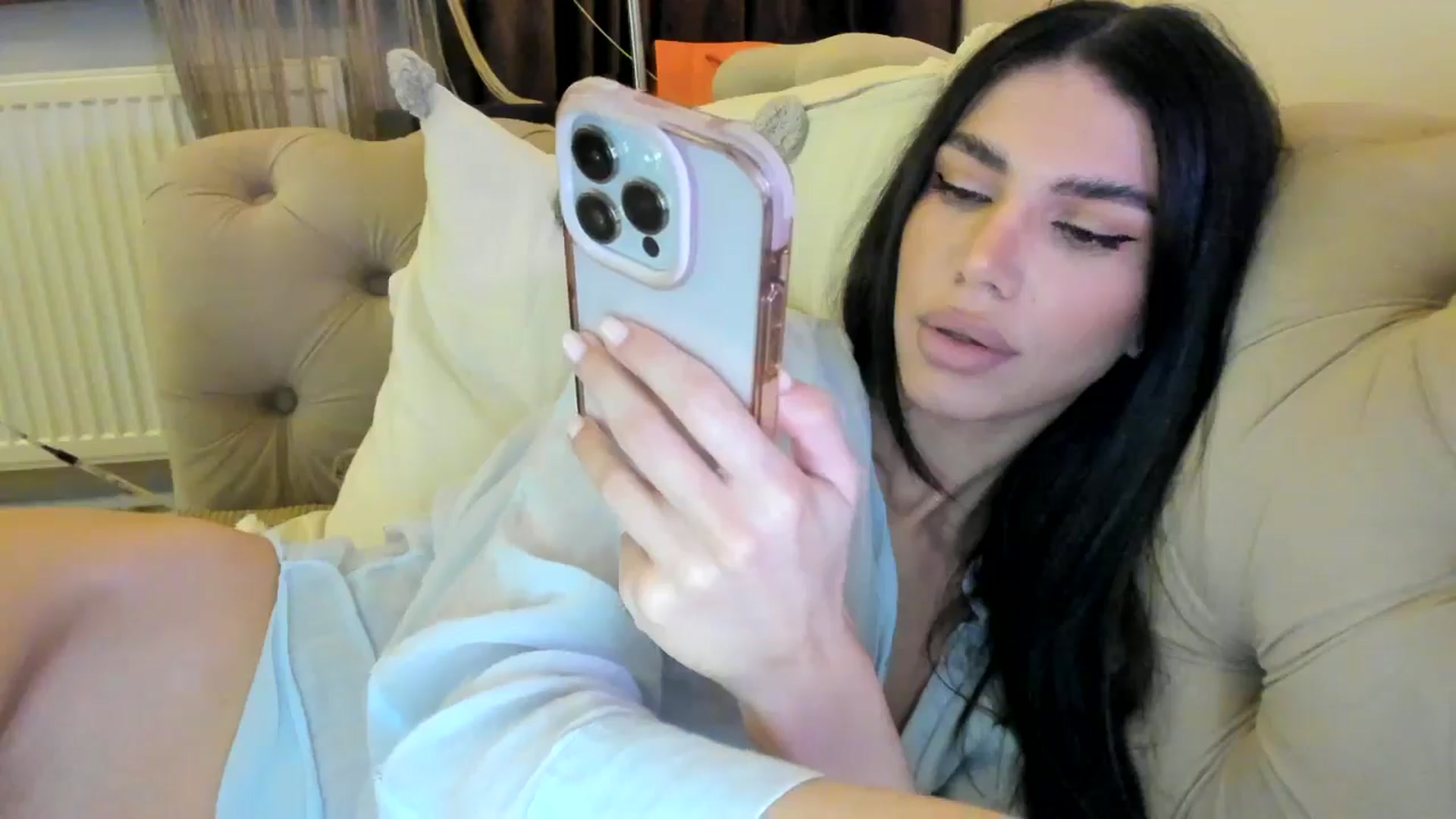 Gallery image thumbnail from SashaLopez's myfreecams stream on, 09/13/2024, 22:54 image 6 of 20