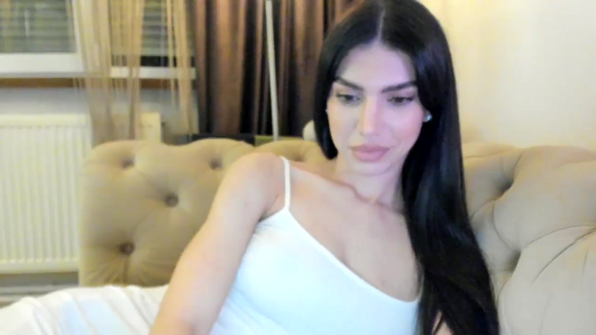 Gallery image thumbnail from SashaLopez's myfreecams stream on, 09/14/2024, 21:56 image 8 of 20