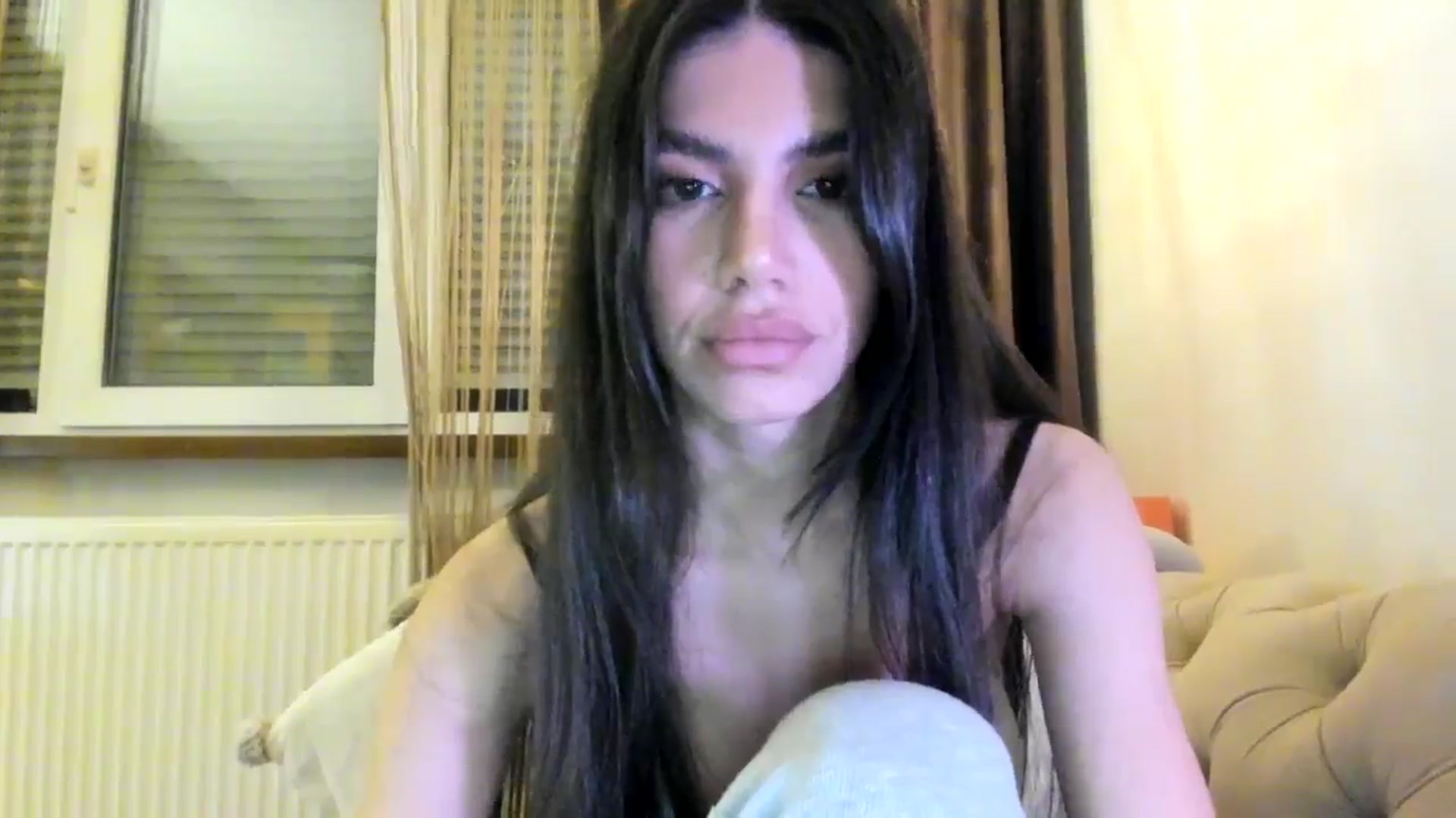 Gallery image thumbnail from SashaLopez's myfreecams stream on, 09/18/2024, 22:29 image 11 of 20