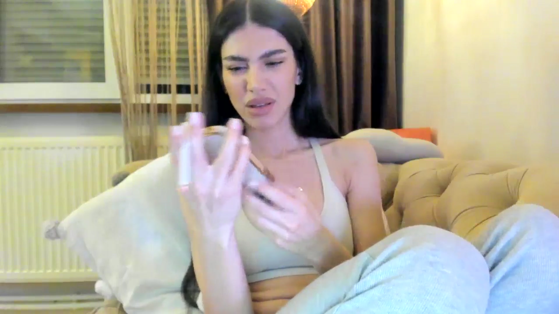 Gallery image thumbnail from SashaLopez's myfreecams stream on, 09/18/2024, 22:29 image 13 of 20