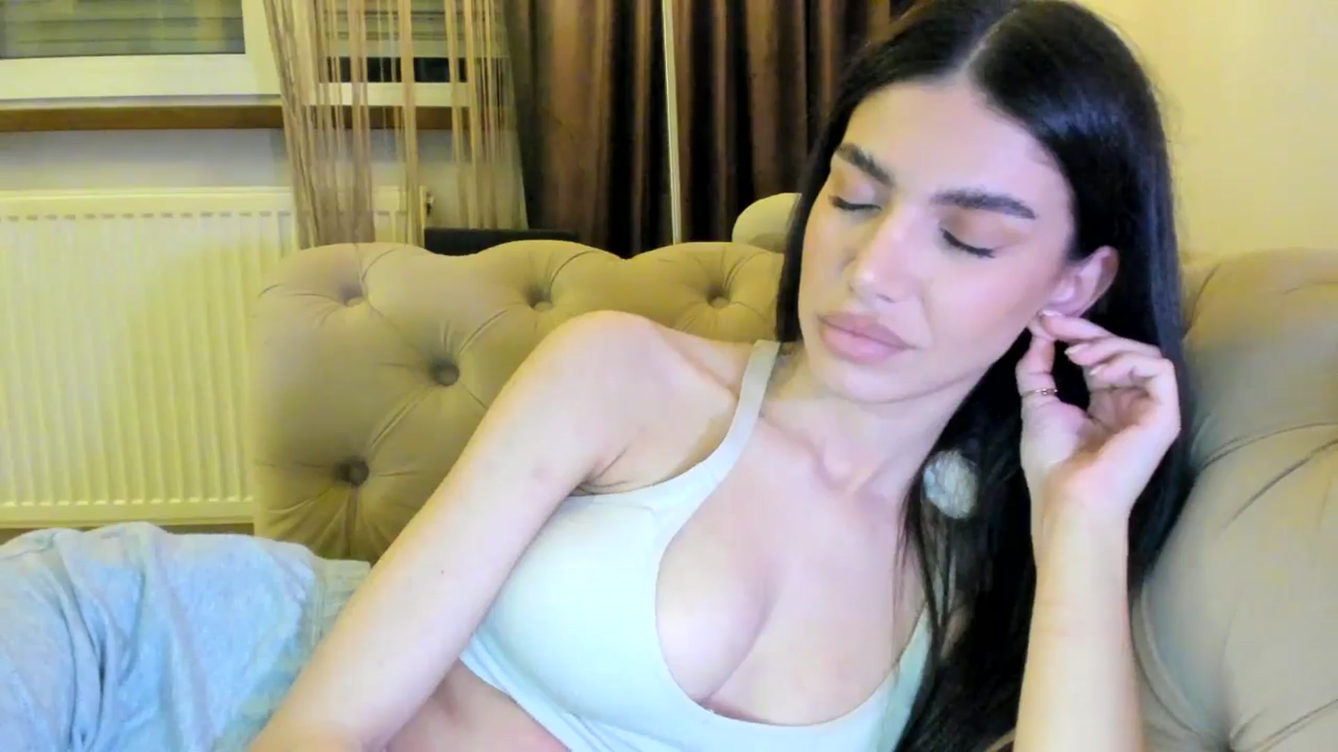 Gallery image thumbnail from SashaLopez's myfreecams stream on, 09/18/2024, 23:23 image 20 of 20