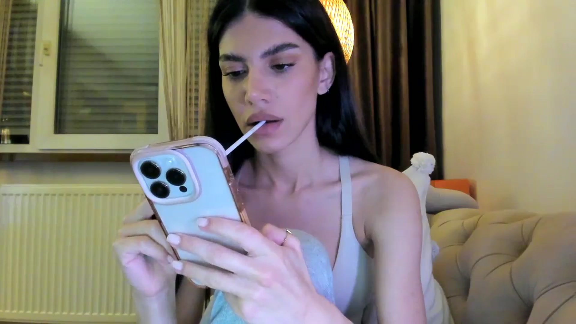 Gallery image thumbnail from SashaLopez's myfreecams stream on, 09/18/2024, 23:23 image 8 of 20